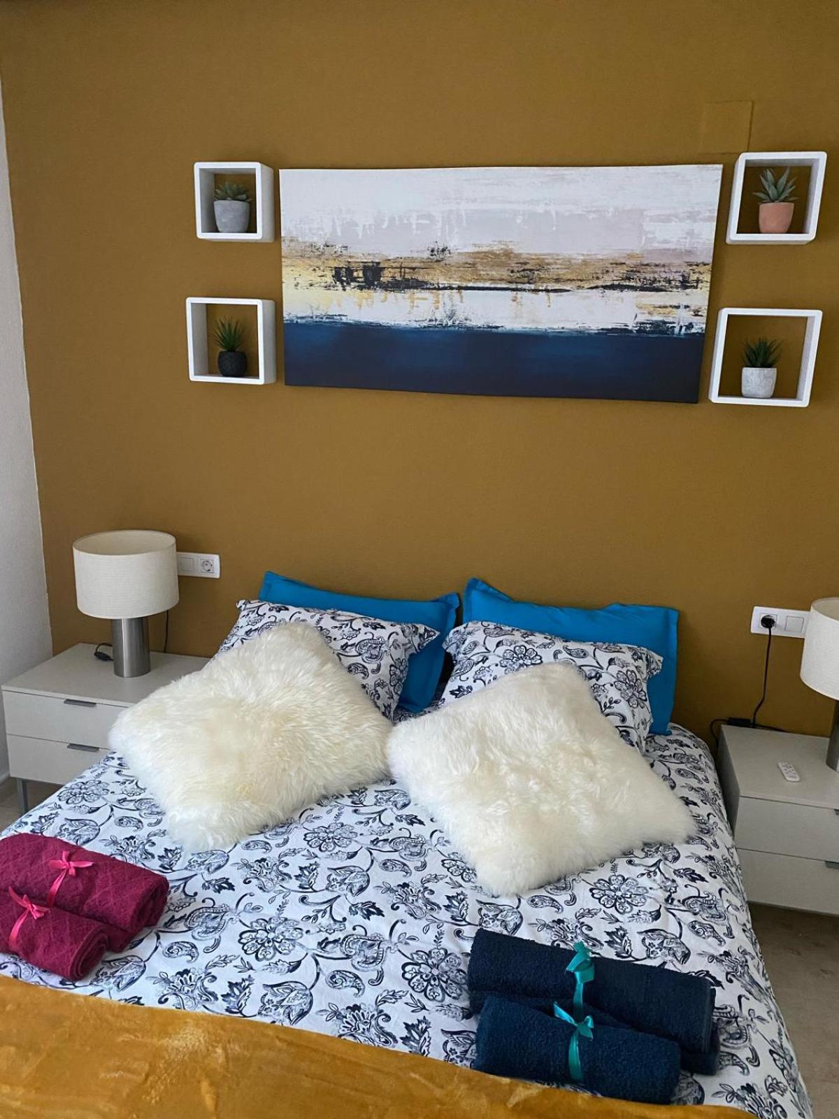 Precioso Apartamento Con Vistas Al Mar Беникасим Экстерьер фото
