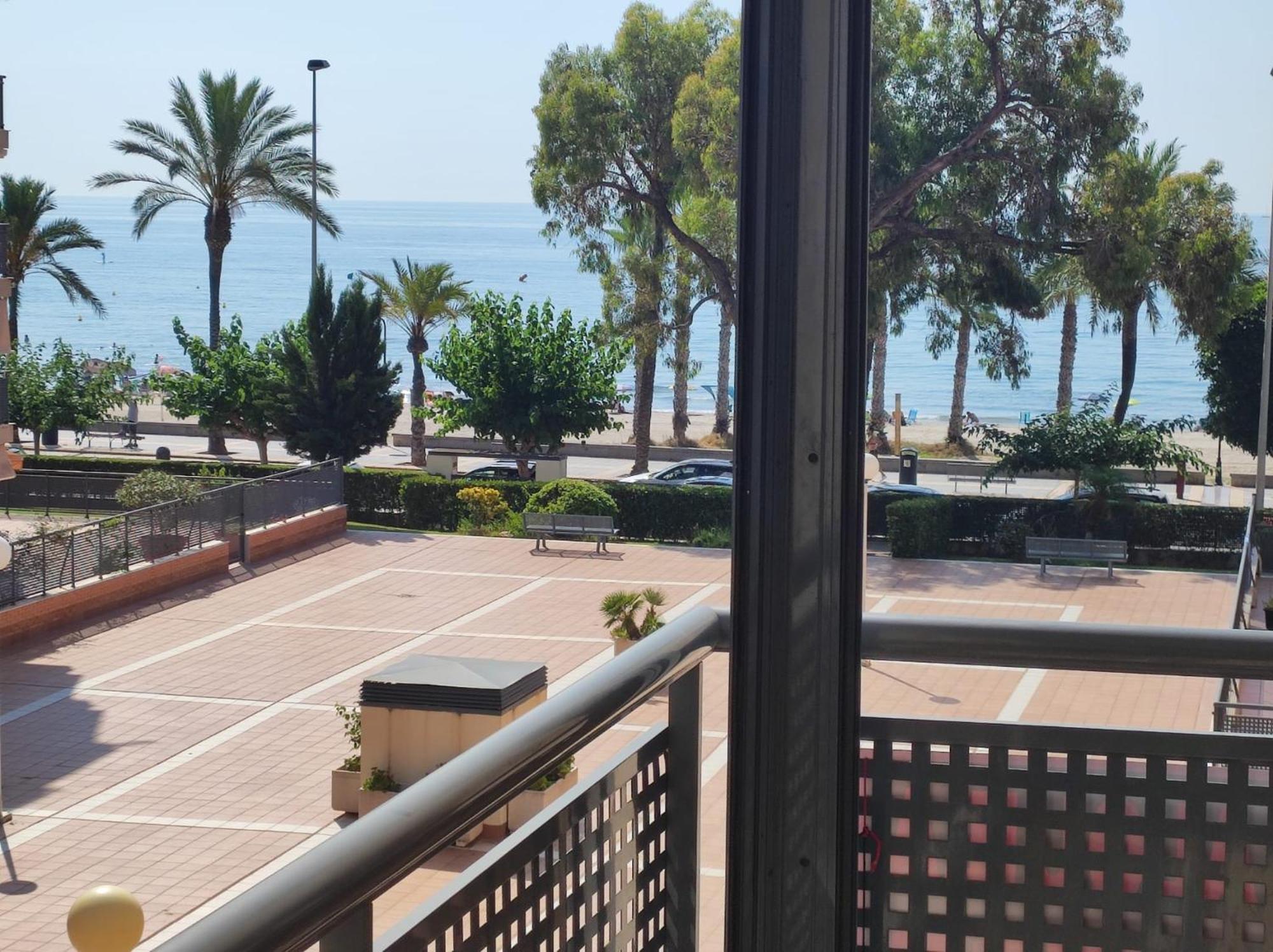 Precioso Apartamento Con Vistas Al Mar Беникасим Экстерьер фото