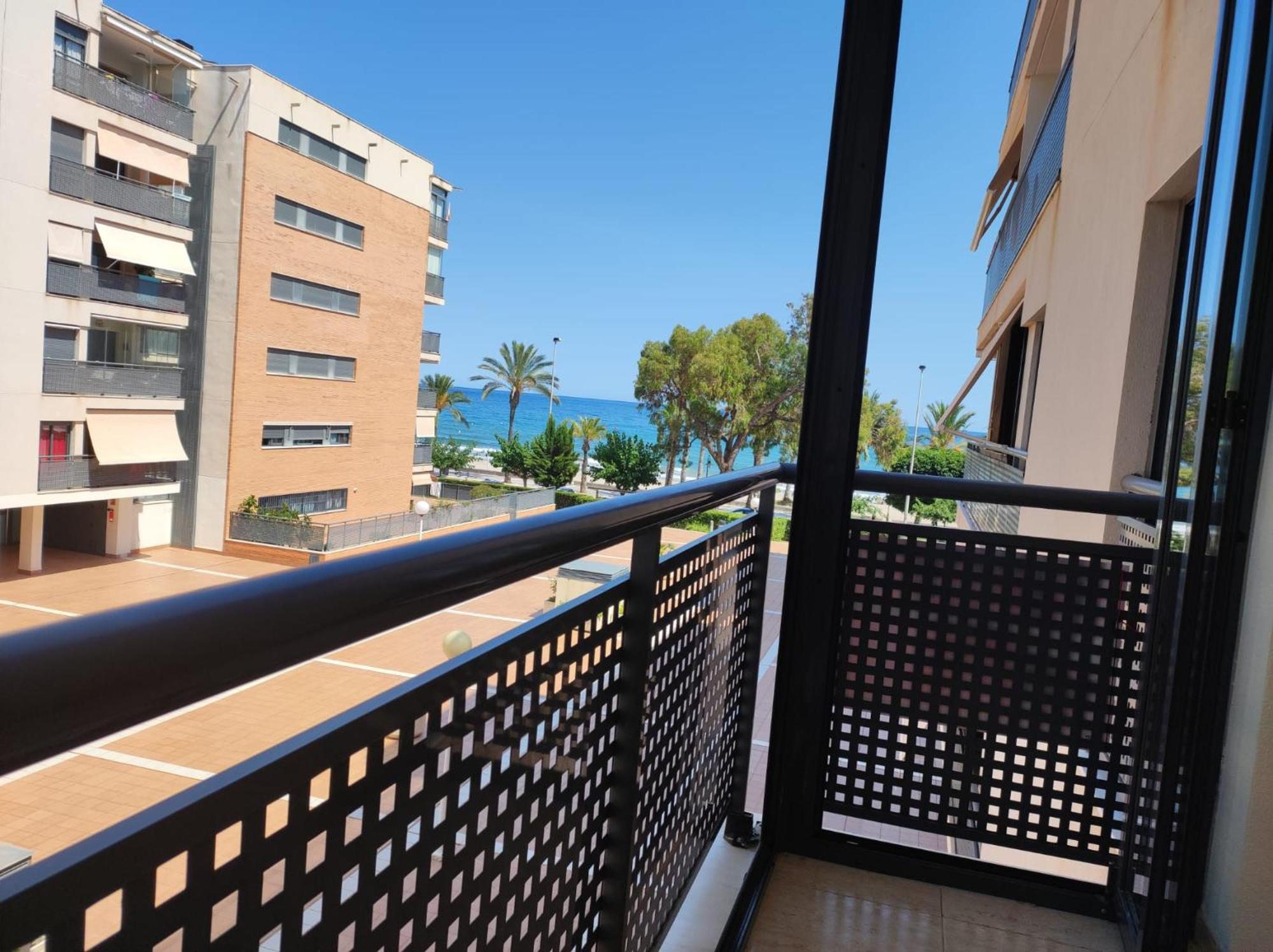 Precioso Apartamento Con Vistas Al Mar Беникасим Экстерьер фото